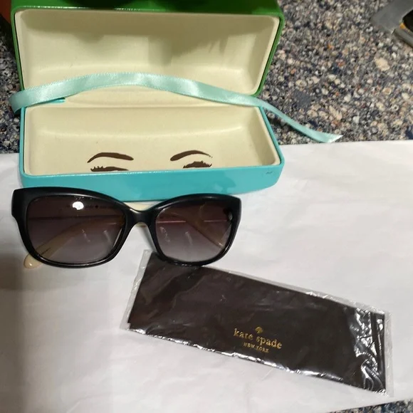 Kate Spade Sunglasses in great used condition Kate Spade Sunglasses Melly S Hello Sunshine | eBay main image 3